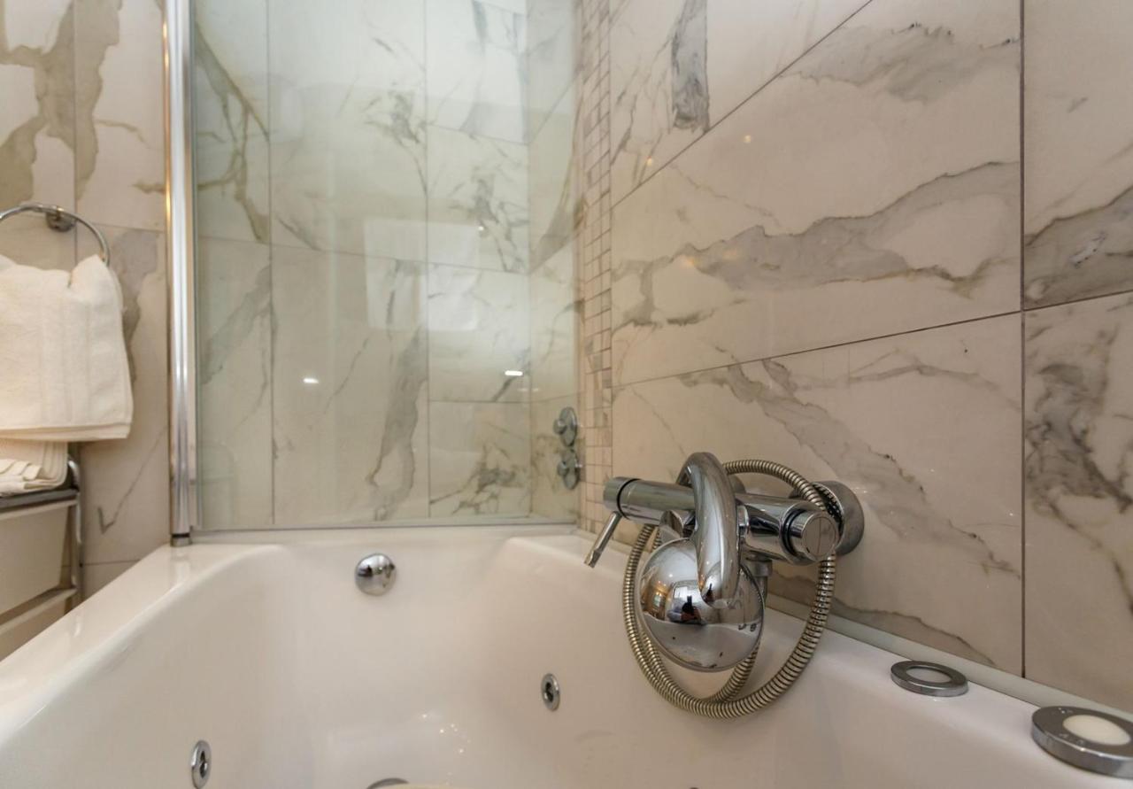 Apartments Adria Малинска Экстерьер фото